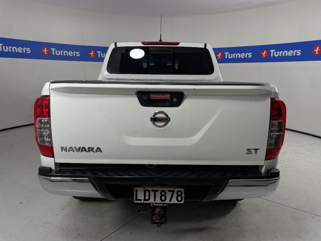 Photo '6' of Nissan Navara