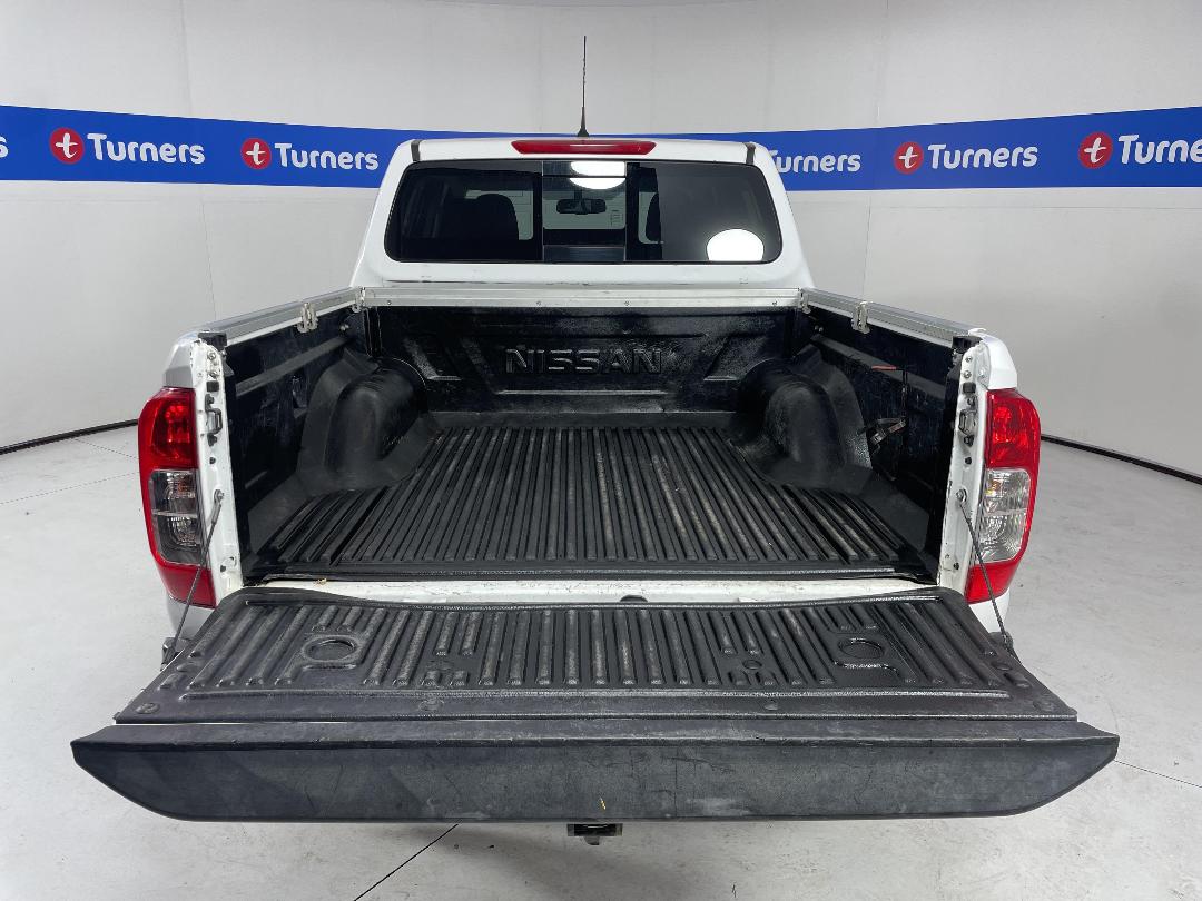 Photo '14' of Nissan Navara