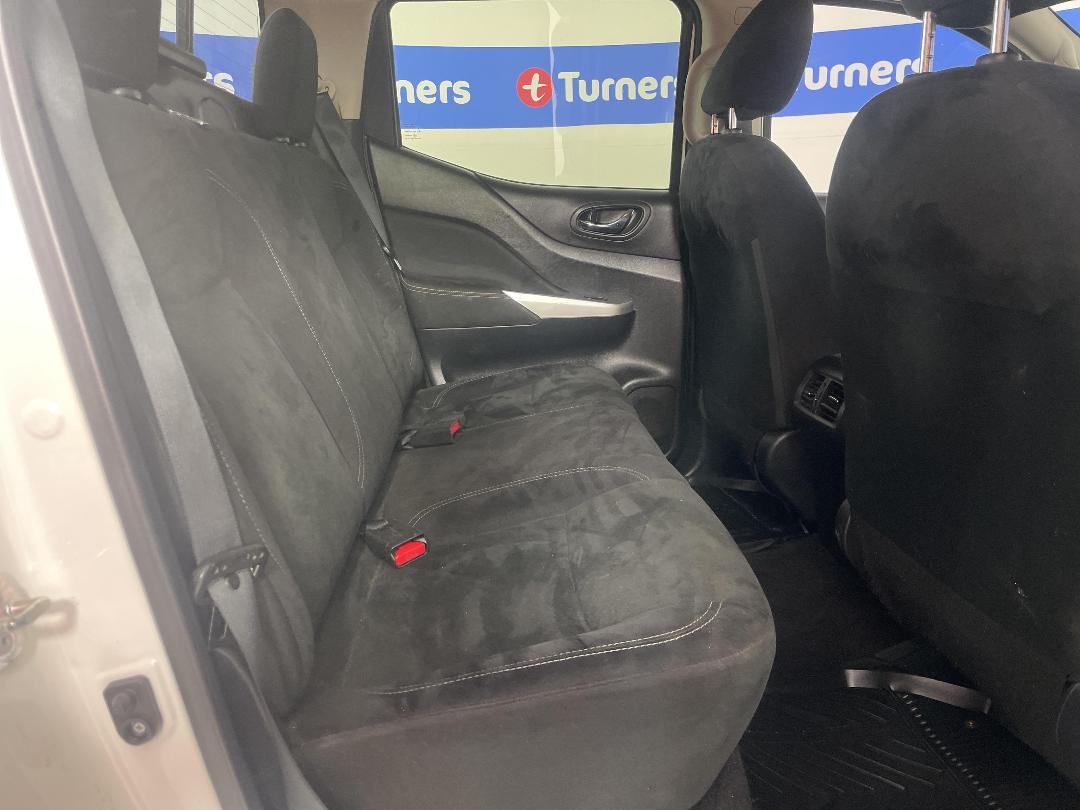 Photo '20' of Nissan Navara