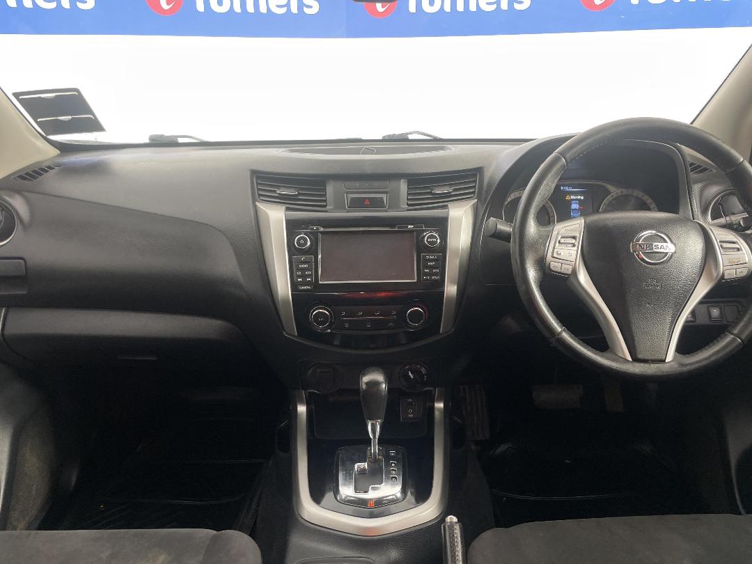 Photo '17' of Nissan Navara