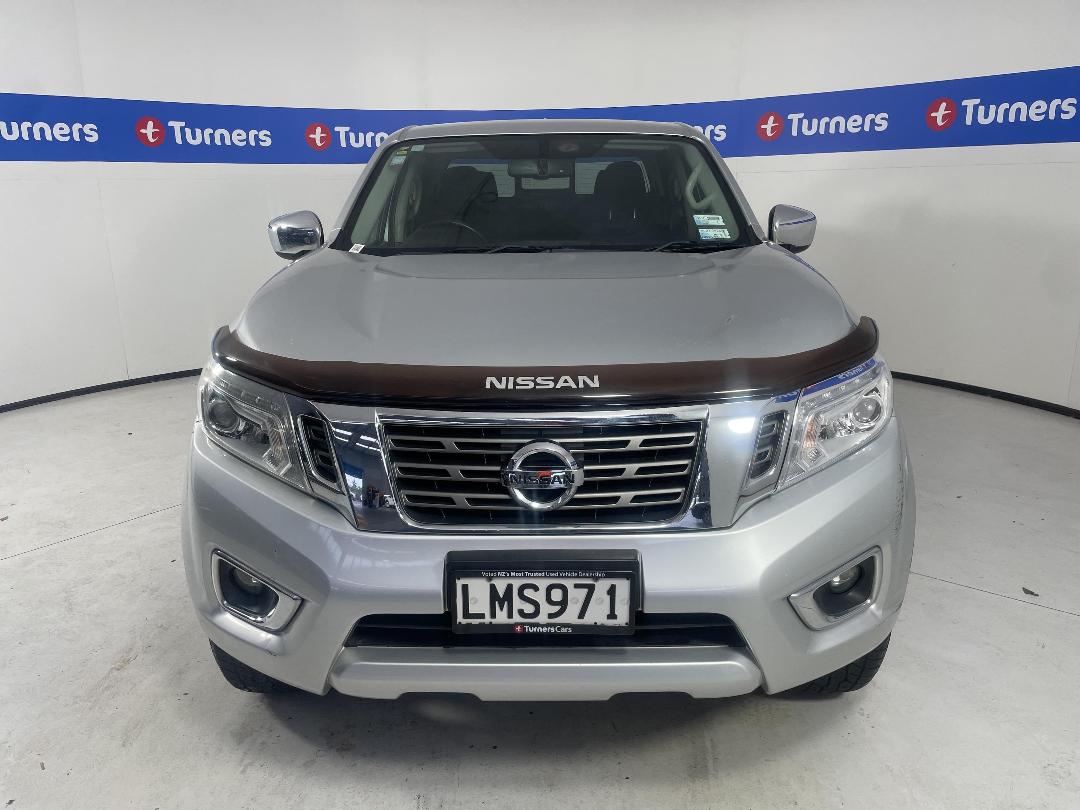 Photo '2' of Nissan Navara