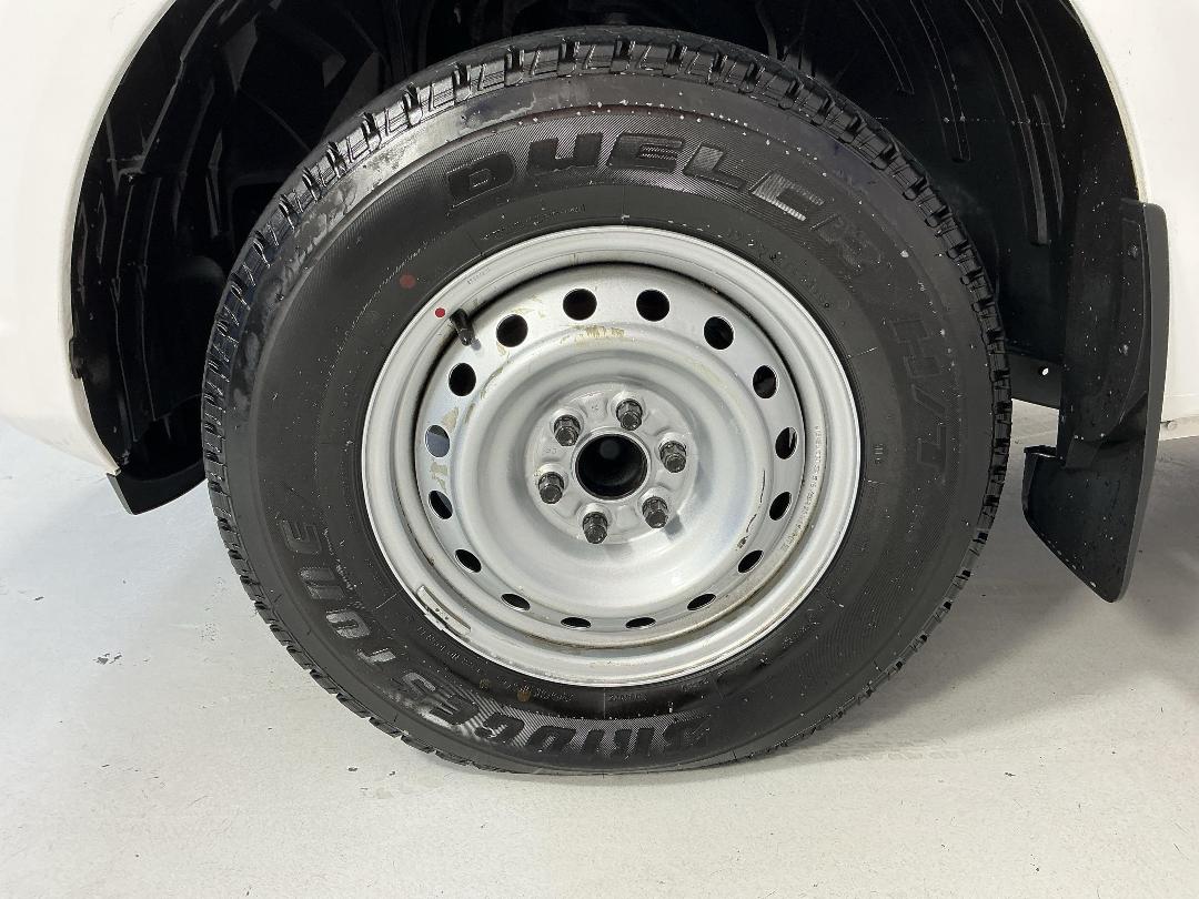 Photo '10' of Nissan Navara