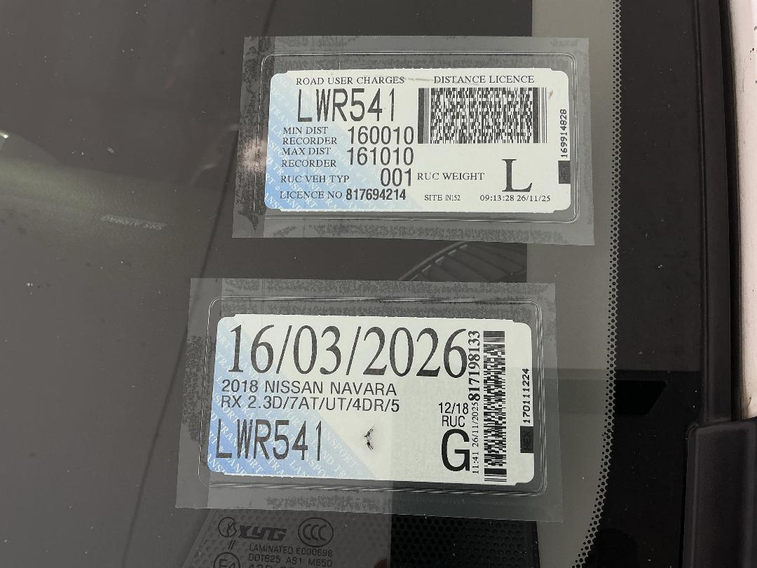 Photo '28' of Nissan Navara