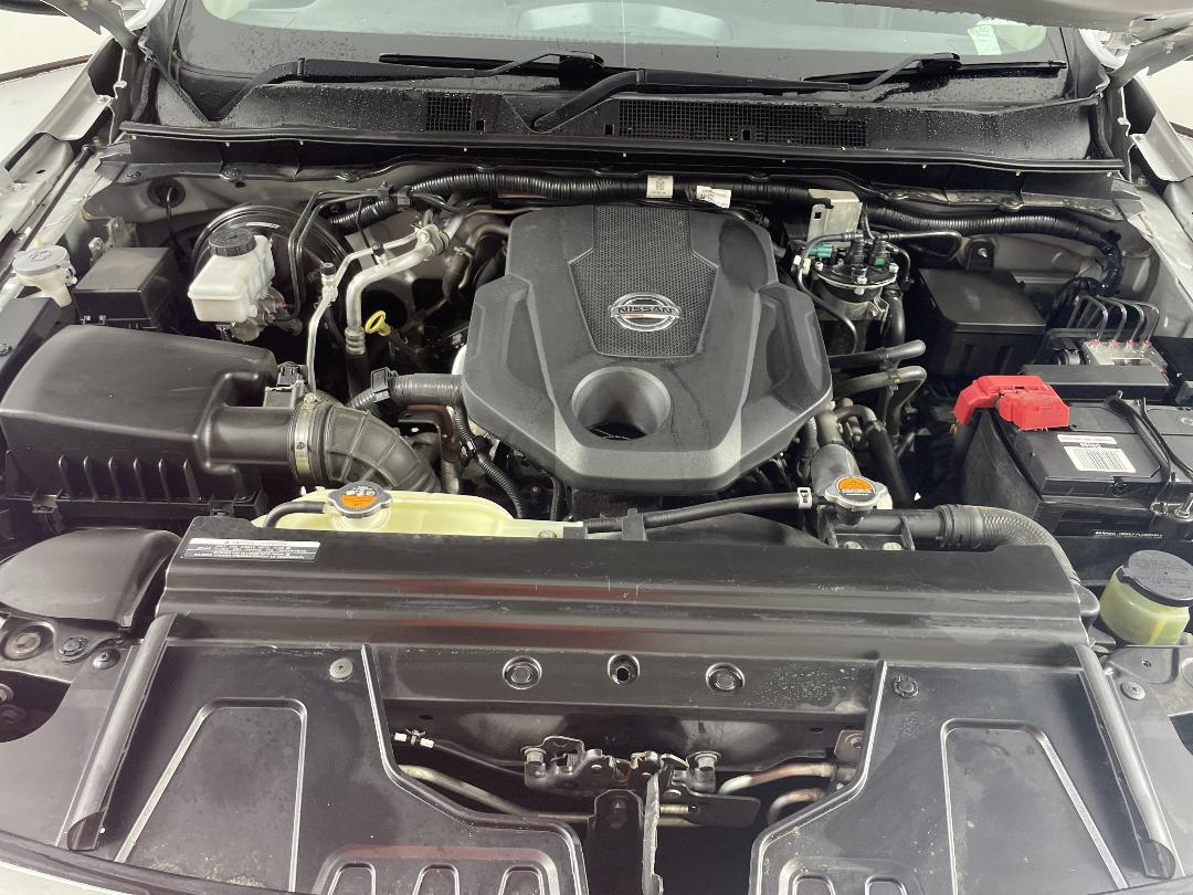 Photo '13' of Nissan Navara