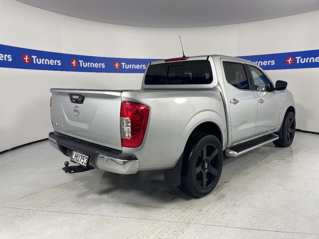 Photo '7' of Nissan Navara