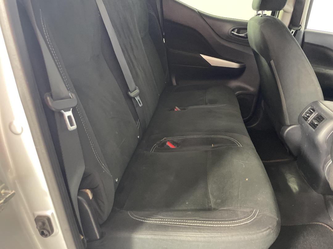 Photo '20' of Nissan Navara