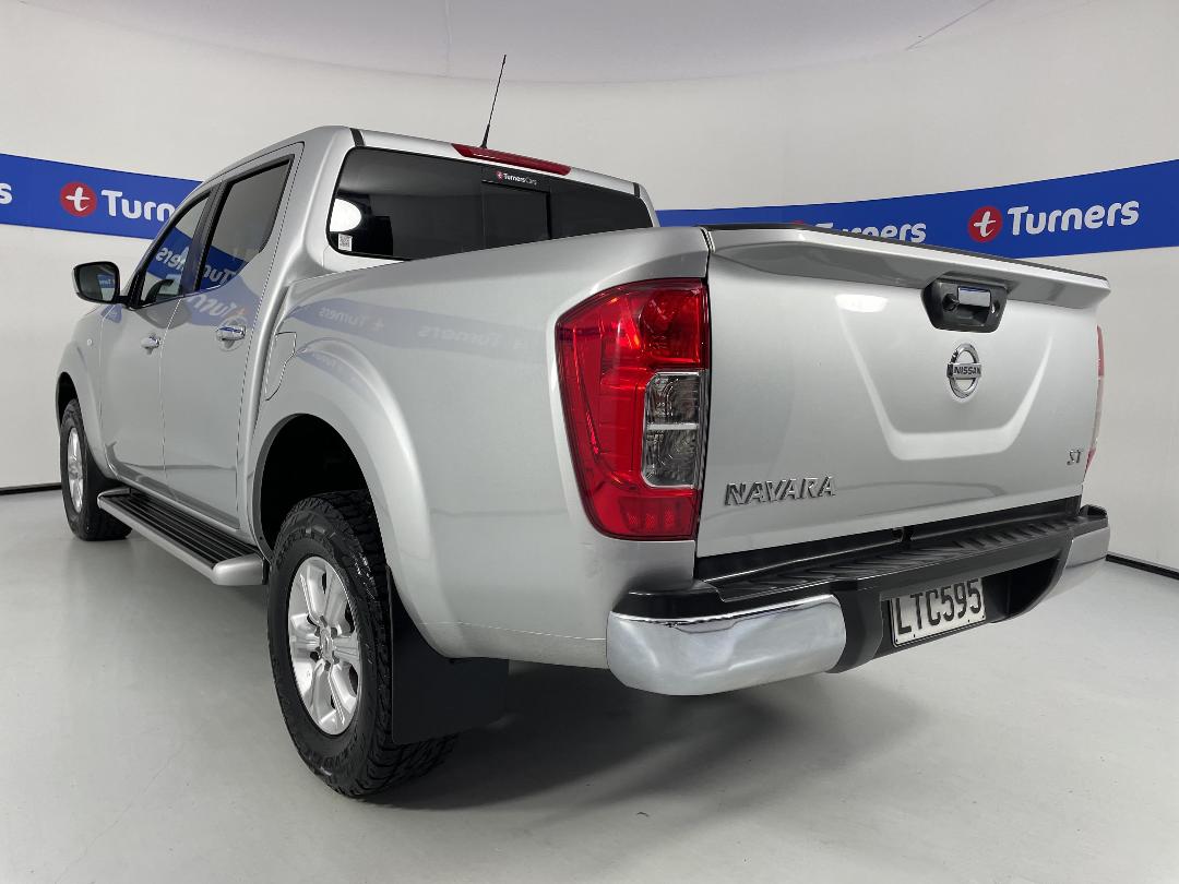 Photo '5' of Nissan Navara
