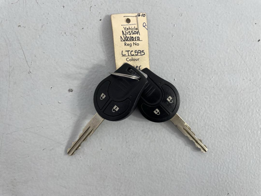 Photo '22' of Nissan Navara