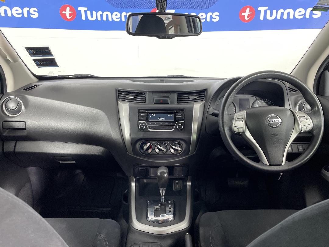 Photo '17' of Nissan Navara