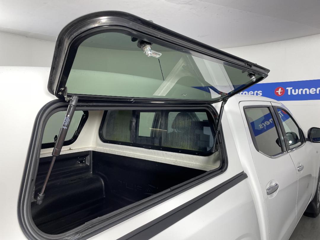 Photo '26' of Nissan Navara