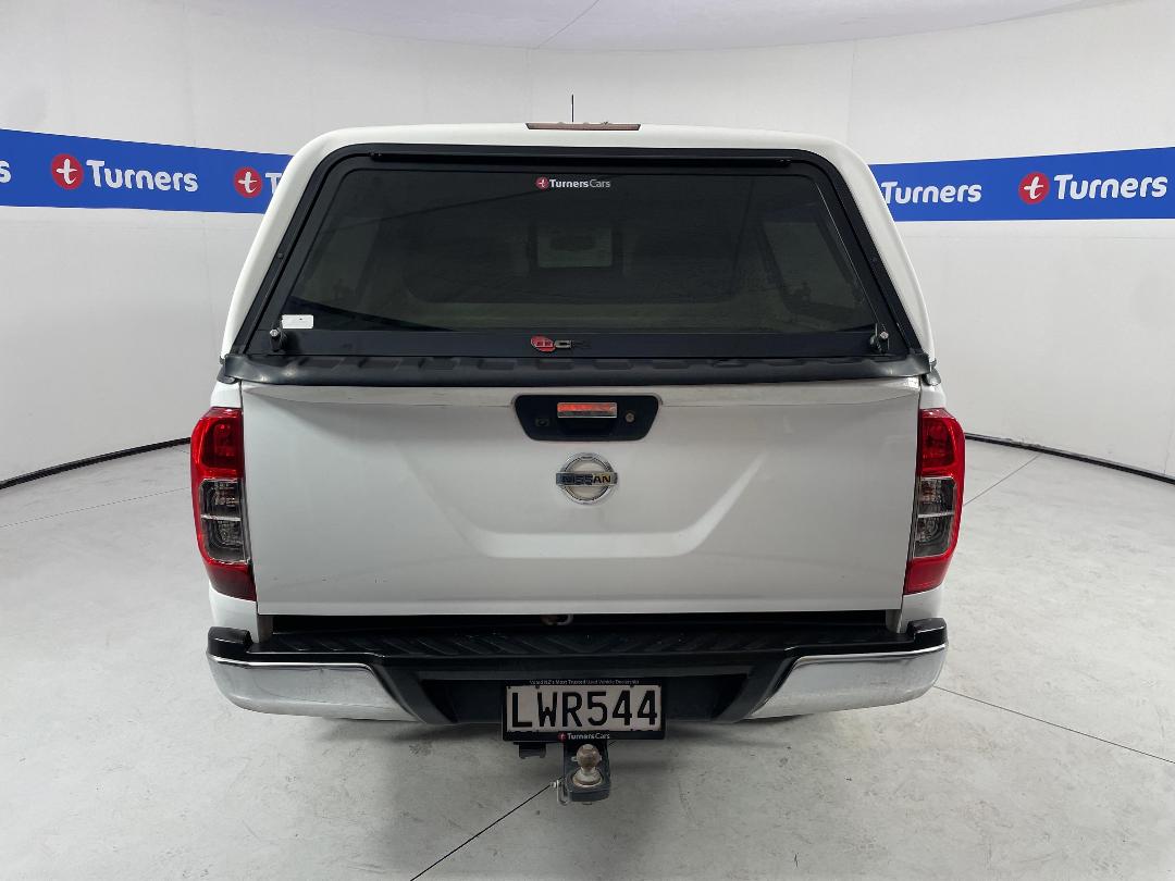 Photo '6' of Nissan Navara