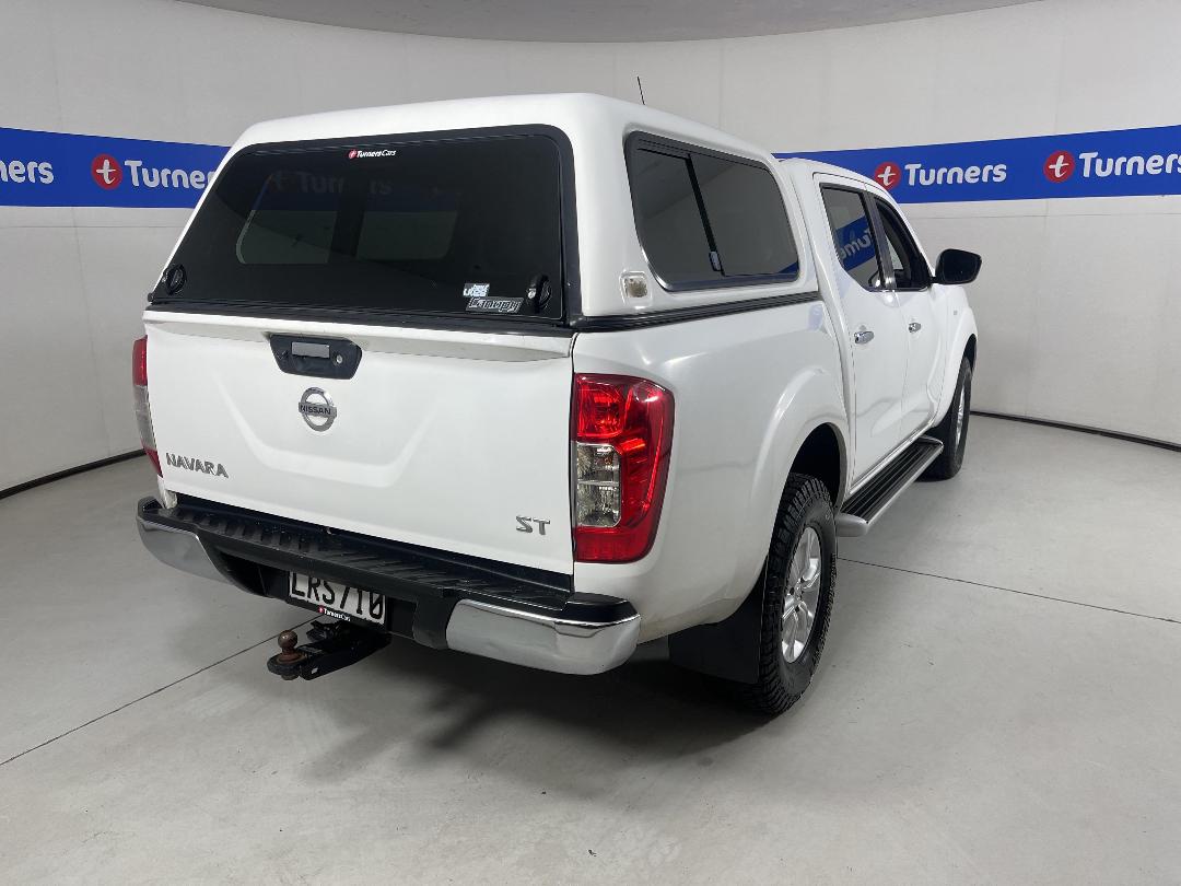 Photo '7' of Nissan Navara