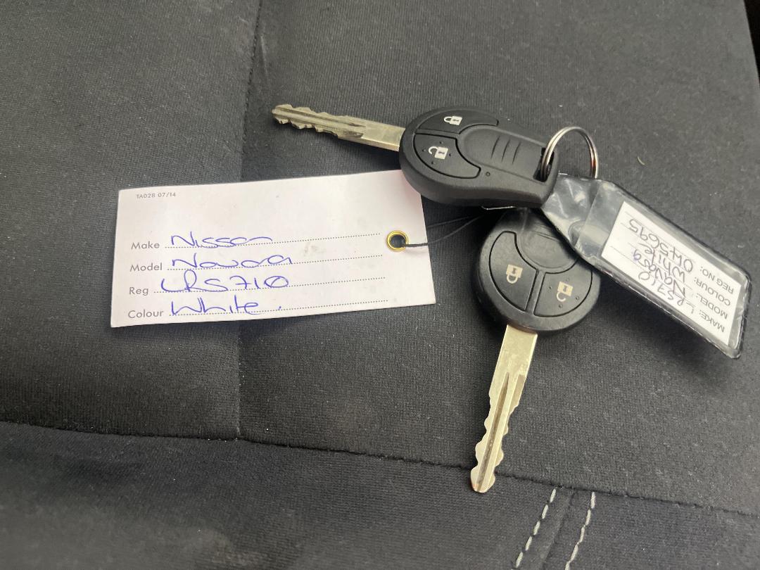 Photo '22' of Nissan Navara