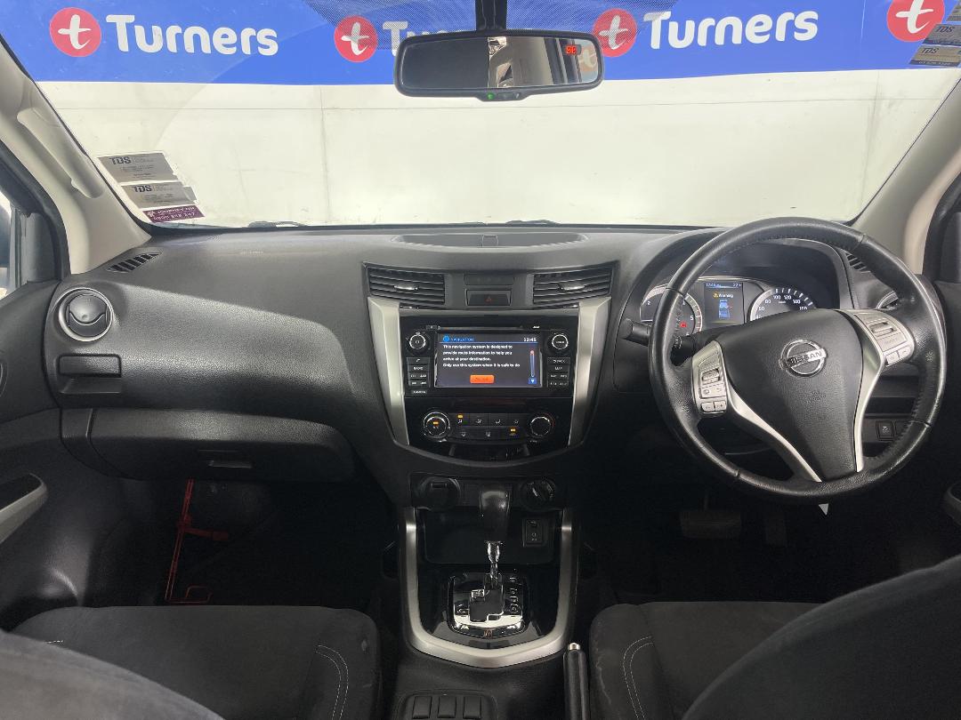 Photo '17' of Nissan Navara