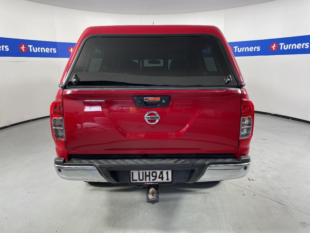 Photo '6' of Nissan Navara