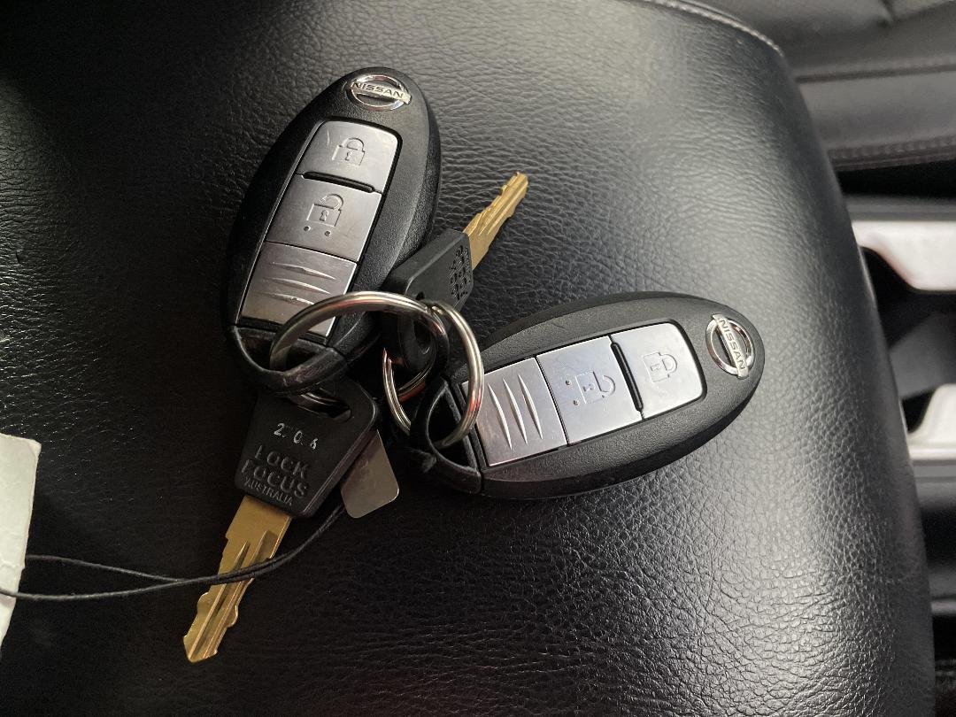 Photo '22' of Nissan Navara