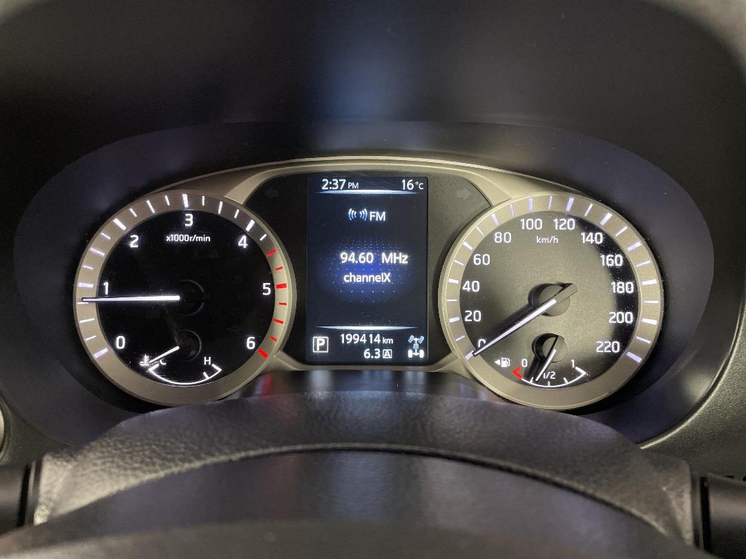 Photo '21' of Nissan Navara