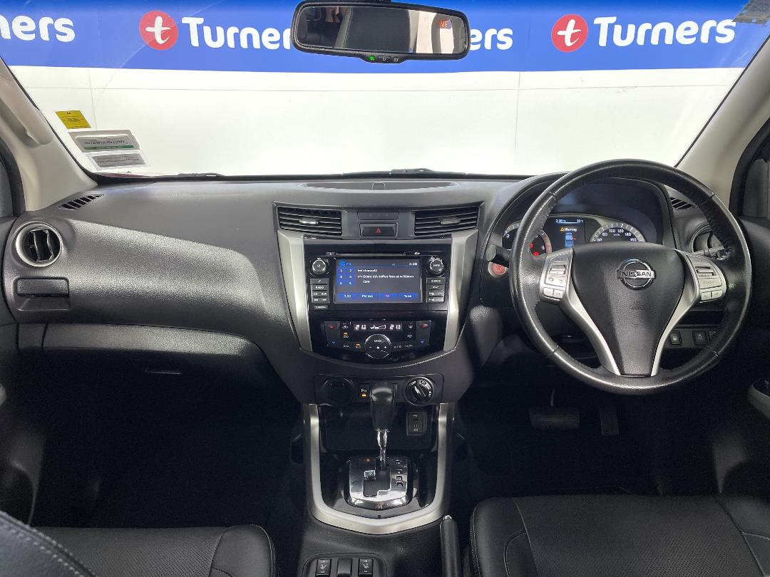 Photo '17' of Nissan Navara