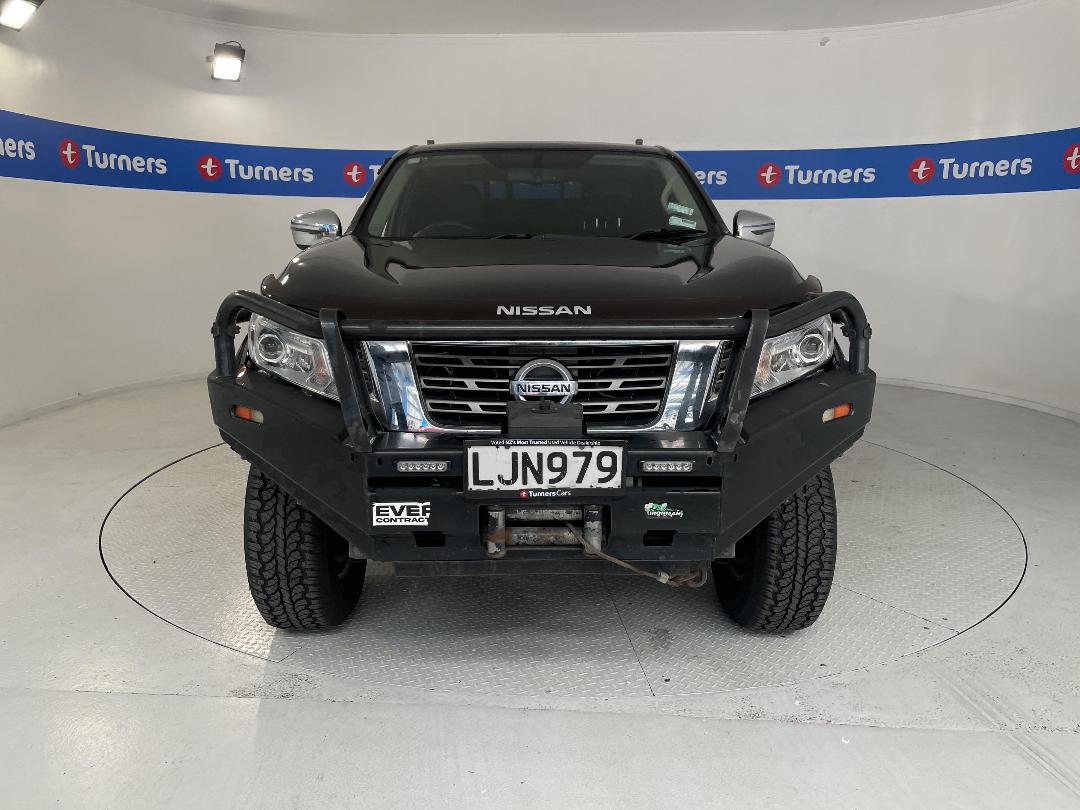 Photo '2' of Nissan Navara