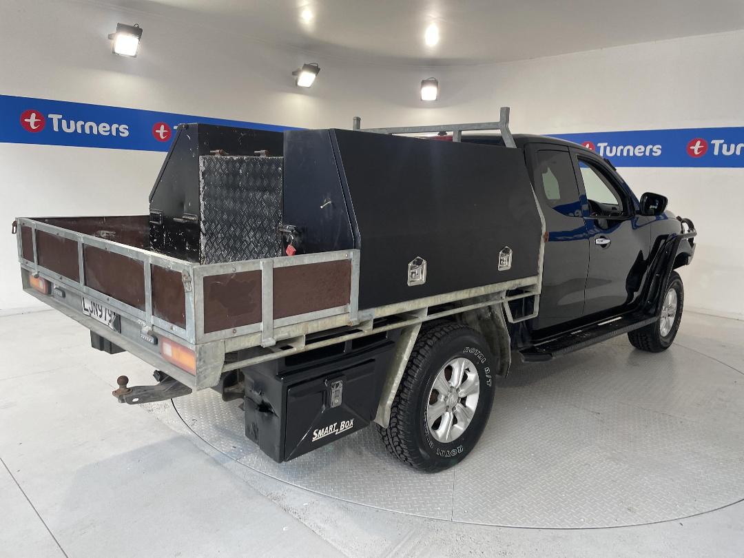 Photo '7' of Nissan Navara