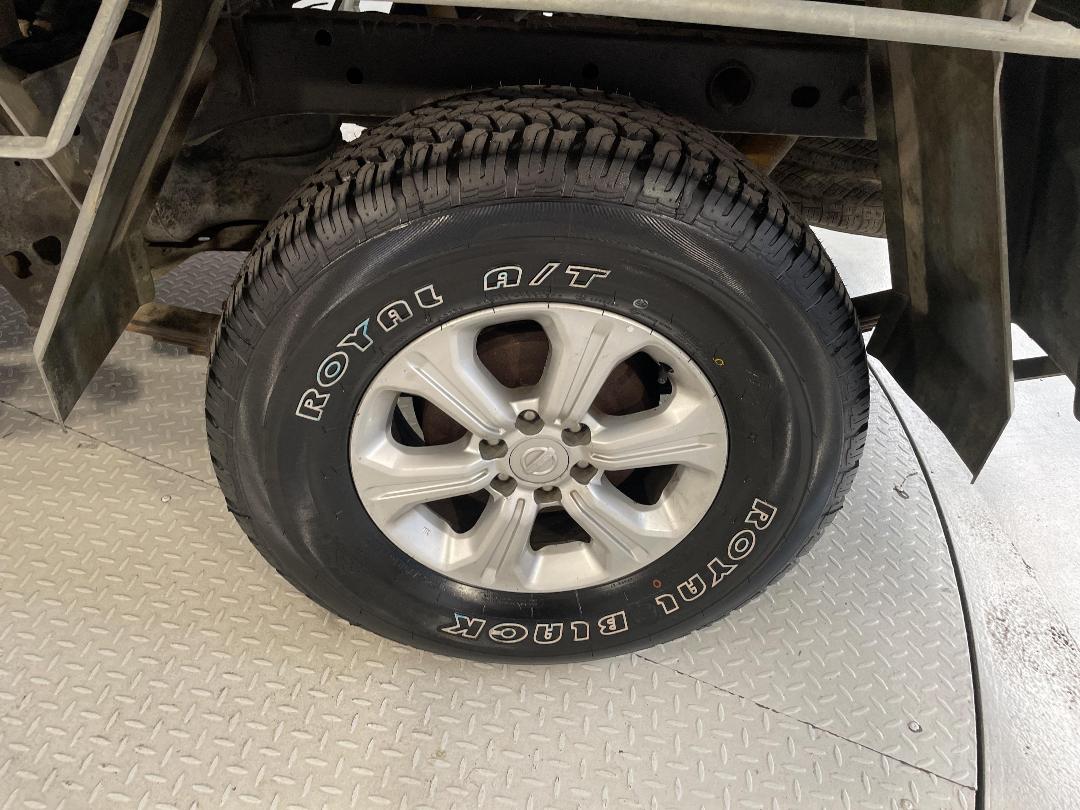 Photo '11' of Nissan Navara