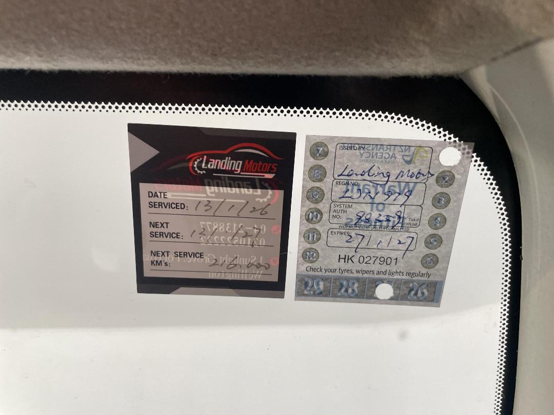 Photo '33' of Nissan Navara