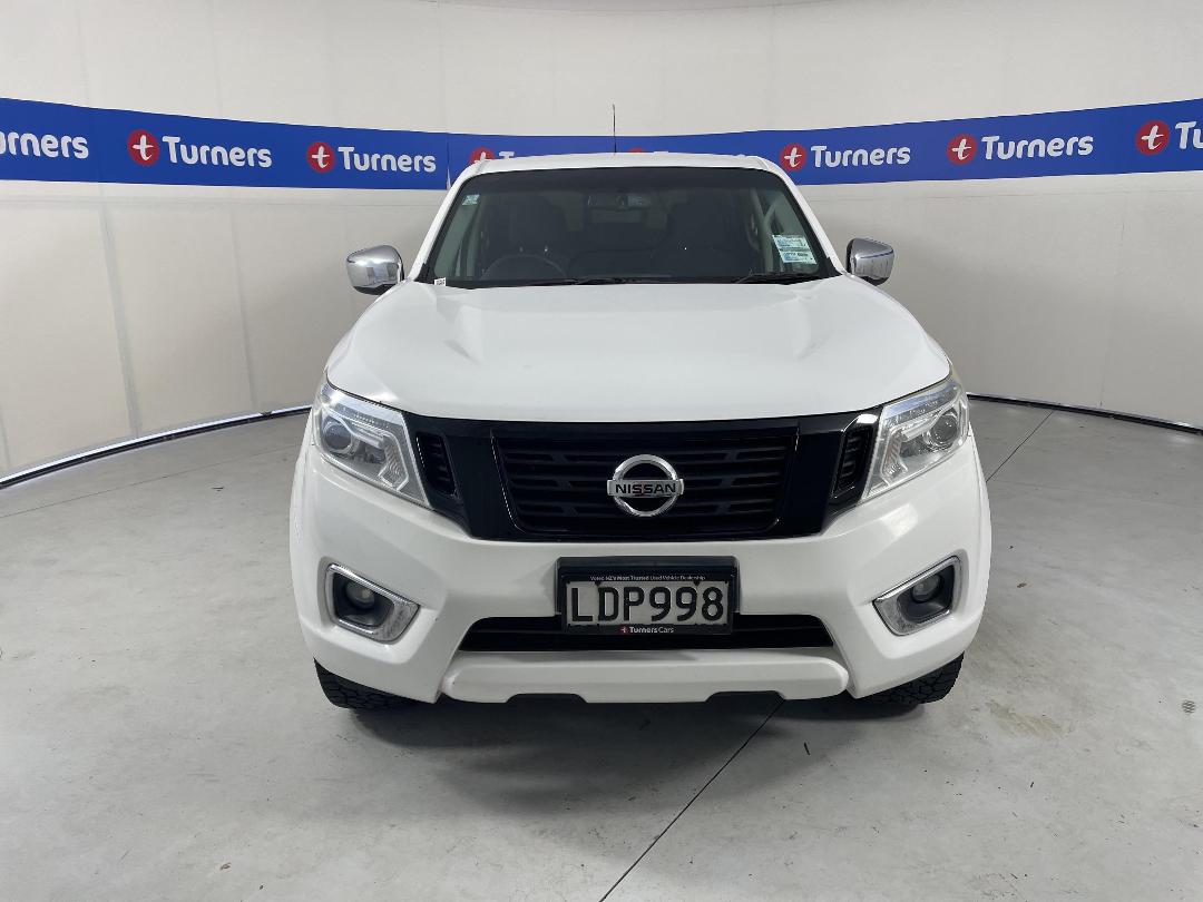 Photo '2' of Nissan Navara