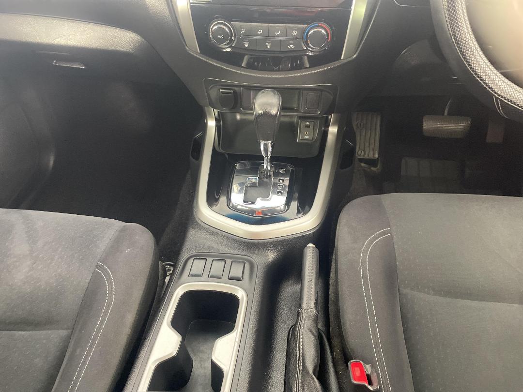 Photo '18' of Nissan Navara