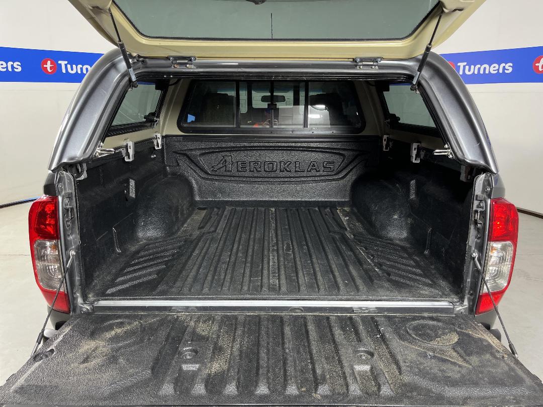 Photo '14' of Nissan Navara