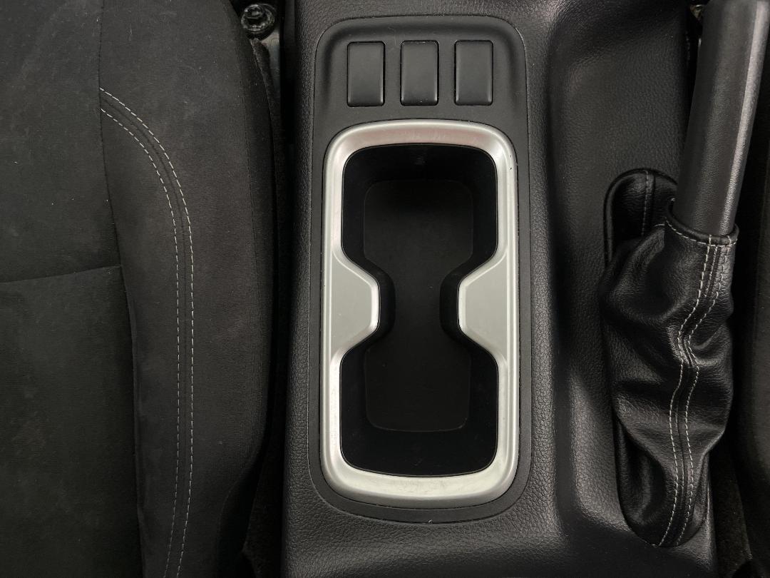 Photo '23' of Nissan Navara