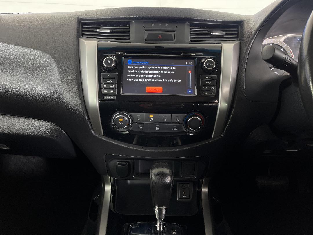 Photo '18' of Nissan Navara