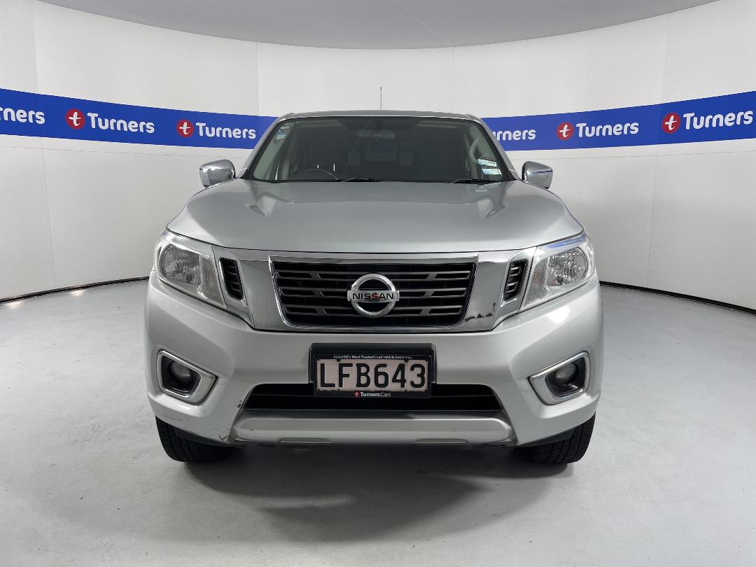 Photo '2' of Nissan Navara