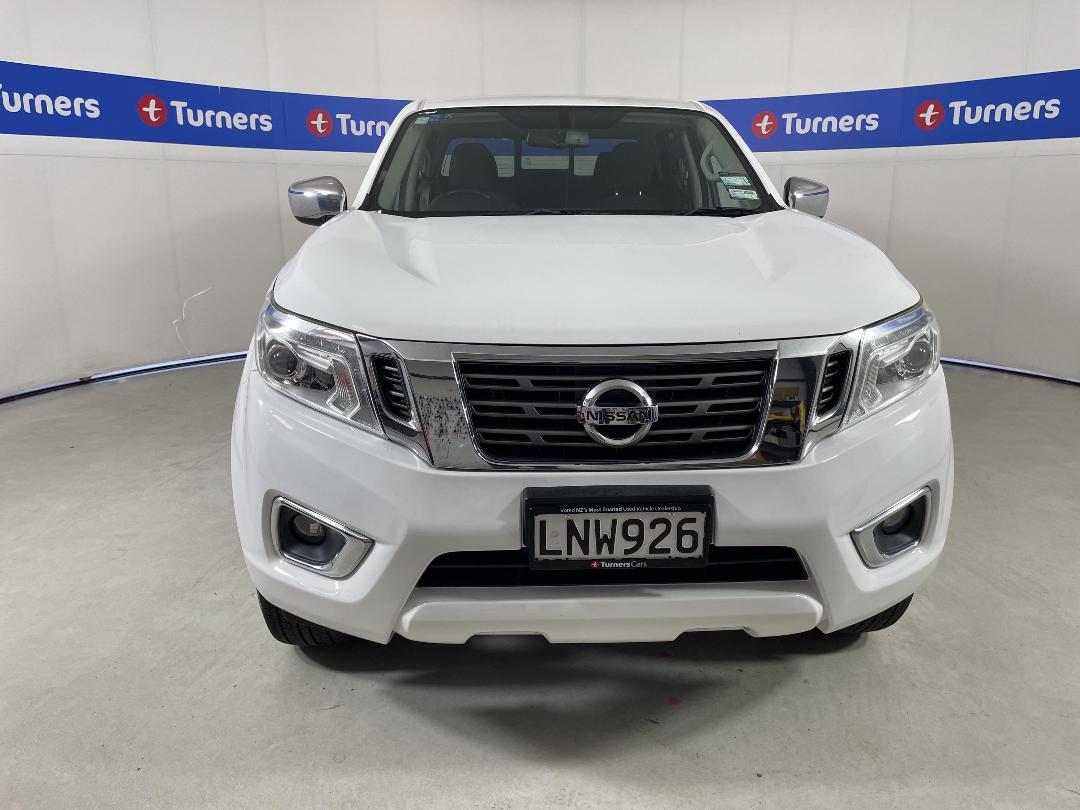 Photo '2' of Nissan Navara