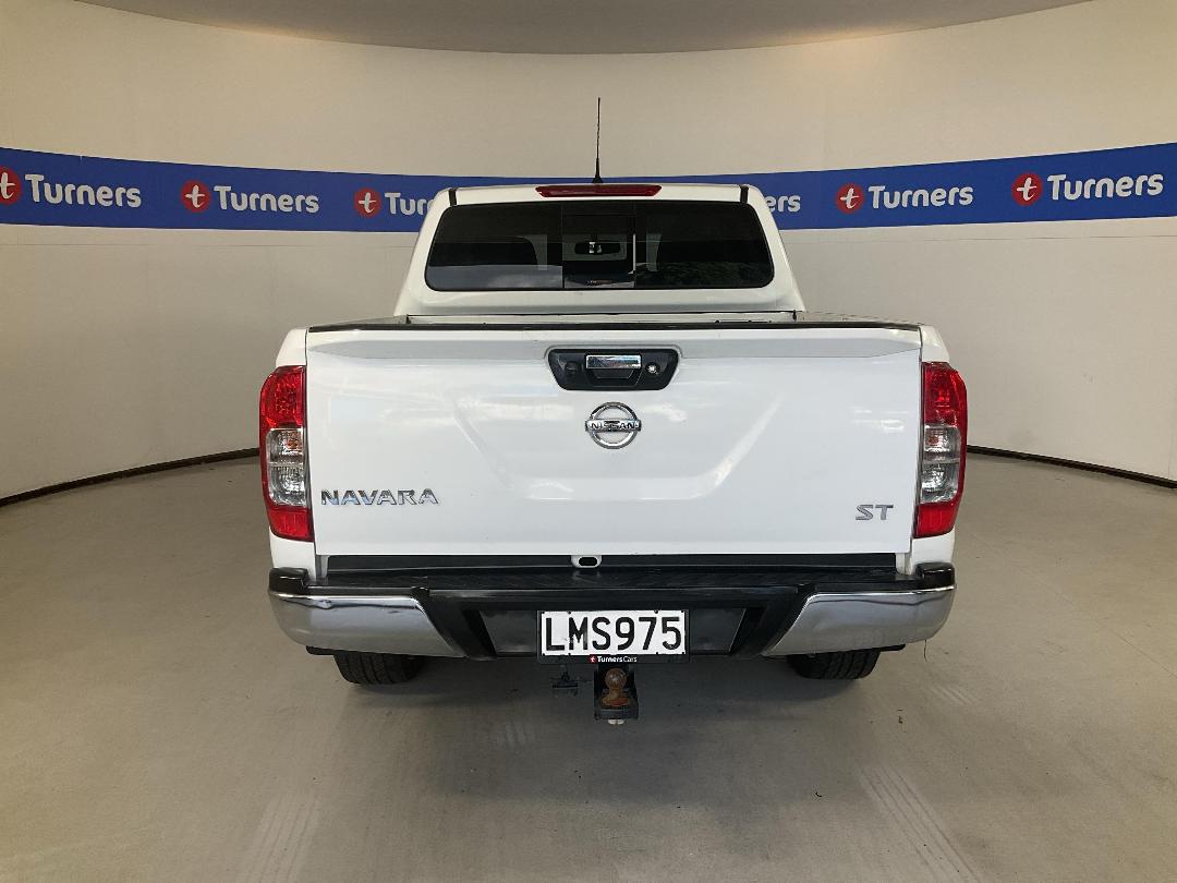 Photo '6' of Nissan Navara