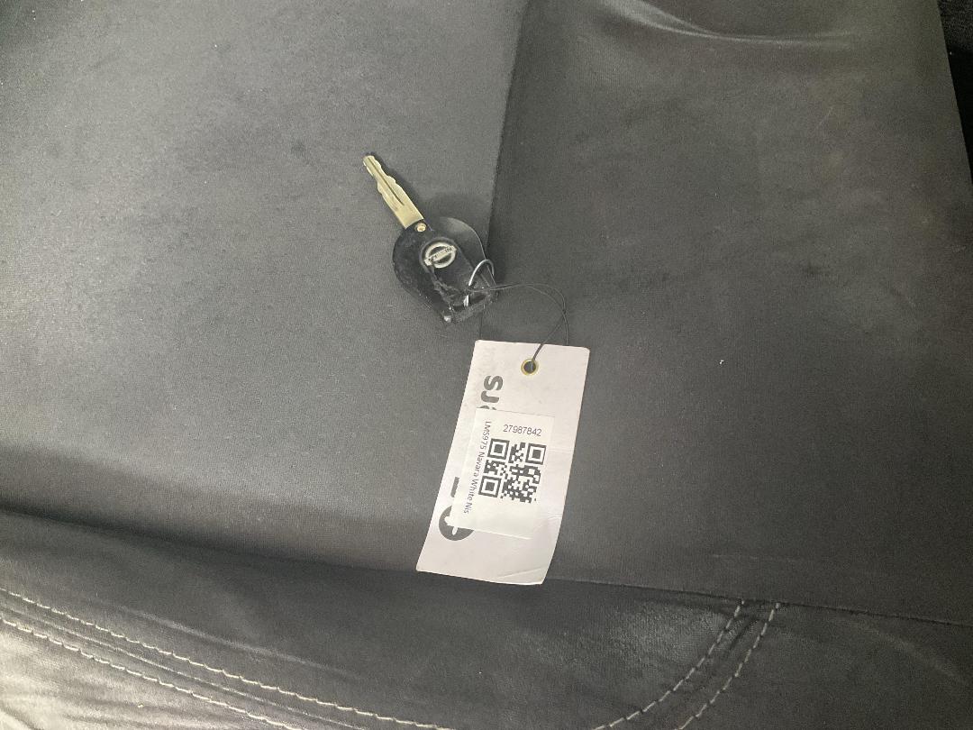 Photo '22' of Nissan Navara