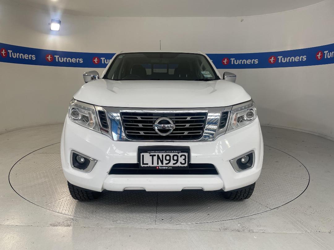 Photo '2' of Nissan Navara