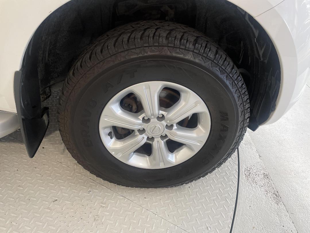 Photo '9' of Nissan Navara