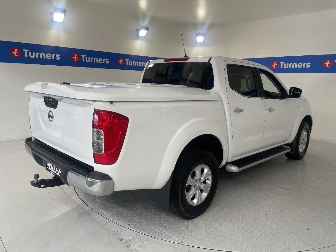 Photo '7' of Nissan Navara