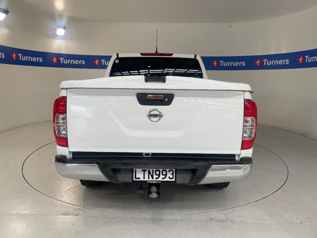 Photo '6' of Nissan Navara