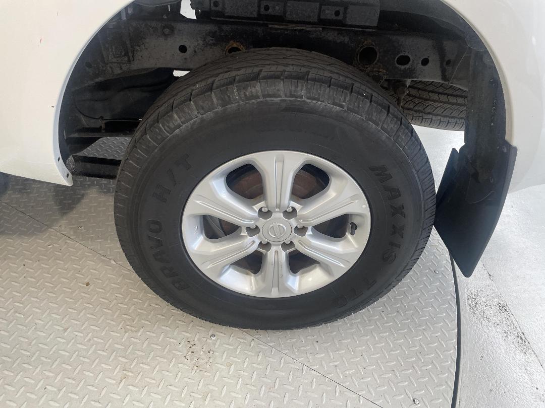 Photo '11' of Nissan Navara