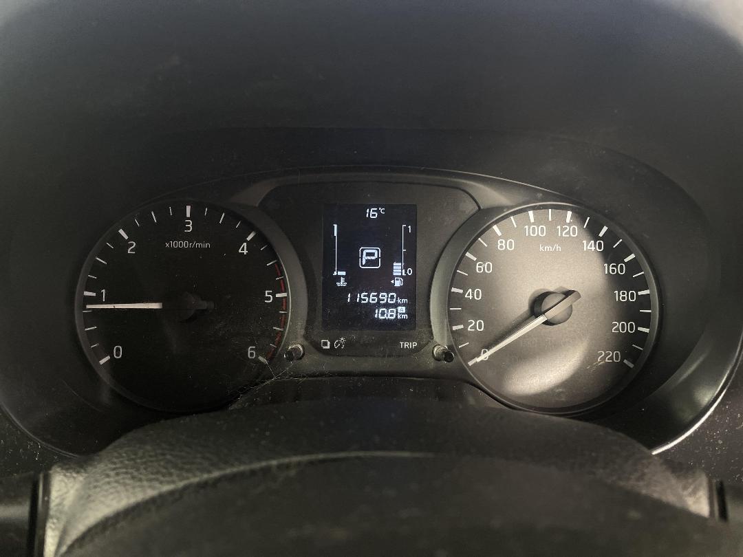 Photo '21' of Nissan Navara Photo '21' of Nissan Navara