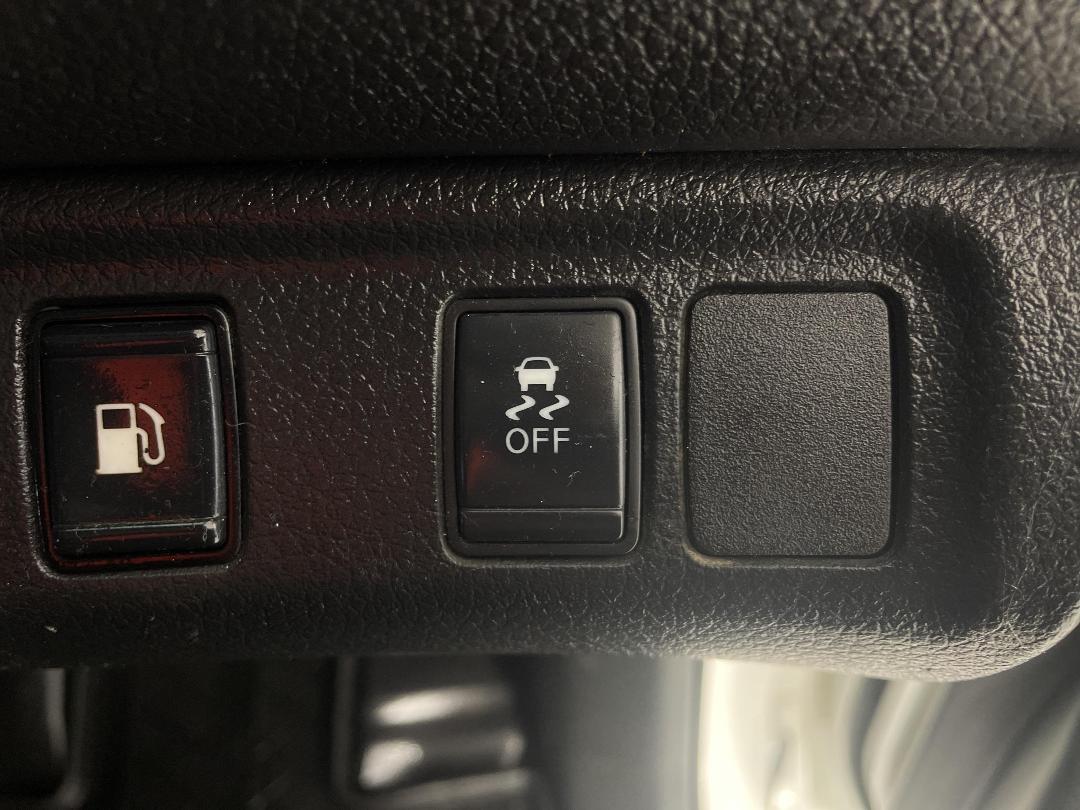 Photo '23' of Nissan Navara Photo '23' of Nissan Navara