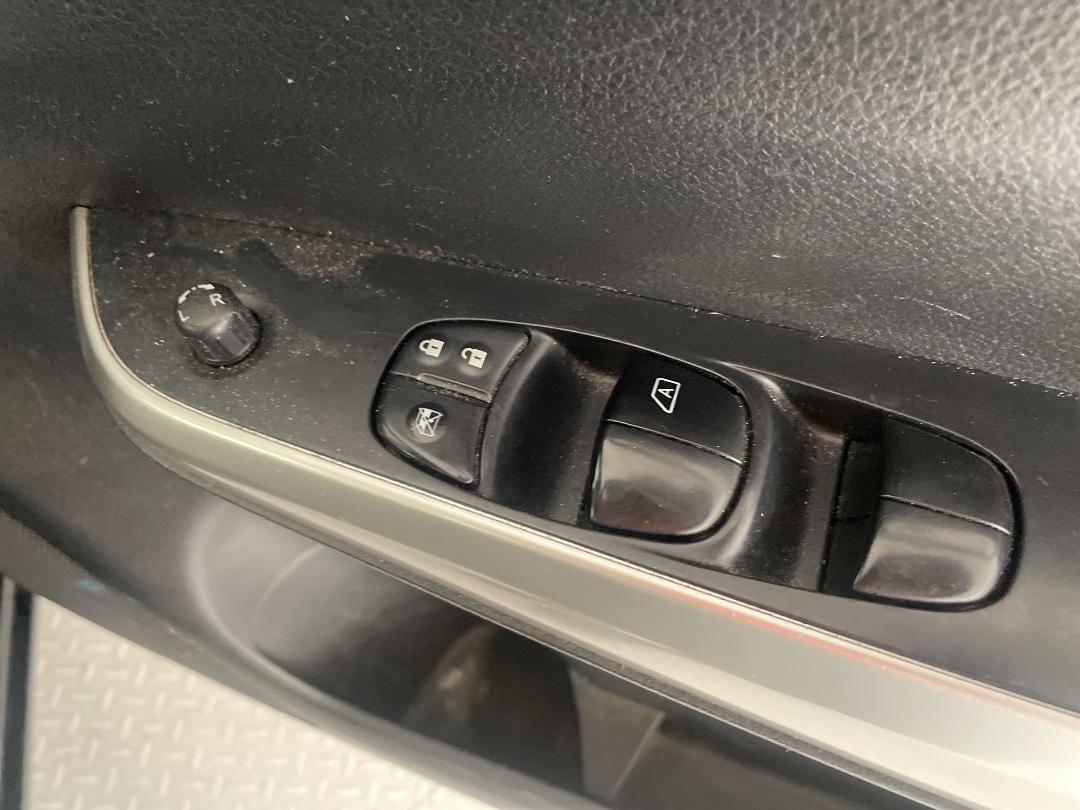 Photo '23' of Nissan Navara Photo '23' of Nissan Navara