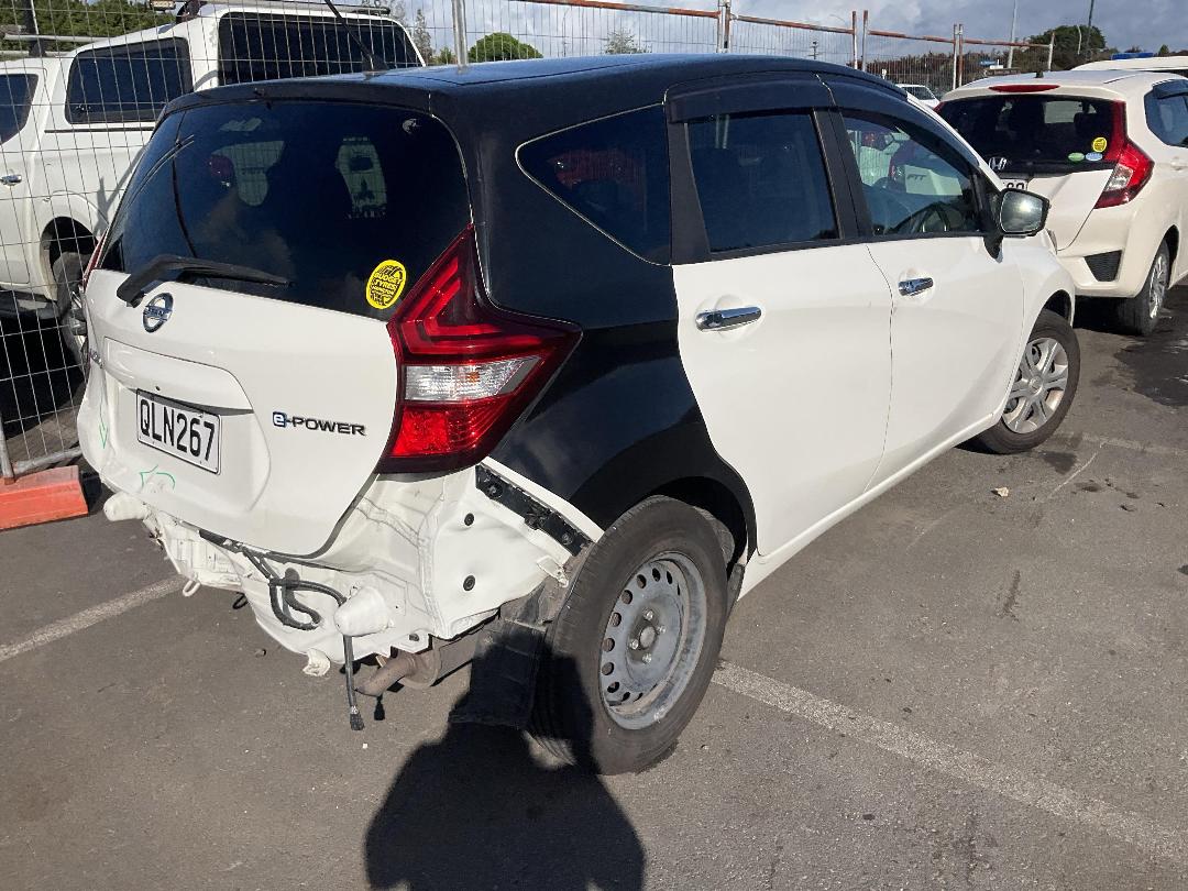 Photo '4' of Nissan Note Hybrid Photo '4' of Nissan Note Hybrid