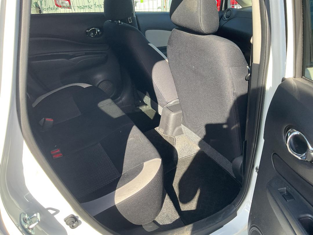 Photo '11' of Nissan Note Hybrid Photo '11' of Nissan Note Hybrid