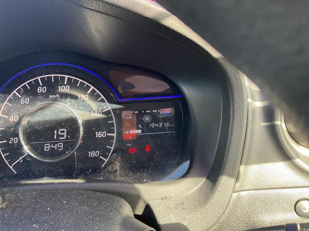 Photo '15' of Nissan Note Hybrid Photo '15' of Nissan Note Hybrid