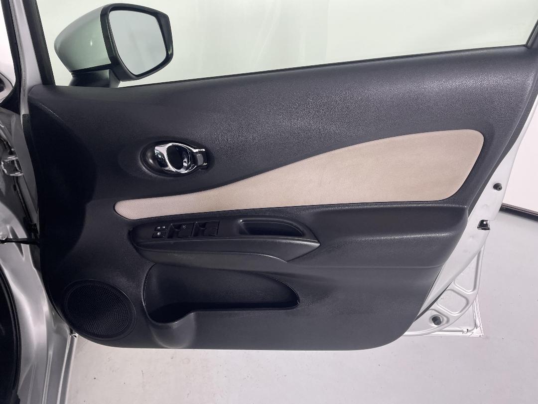 Photo '15' of Nissan Note Photo '15' of Nissan Note