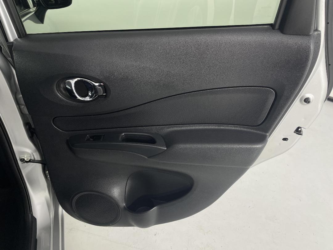 Photo '19' of Nissan Note Photo '19' of Nissan Note