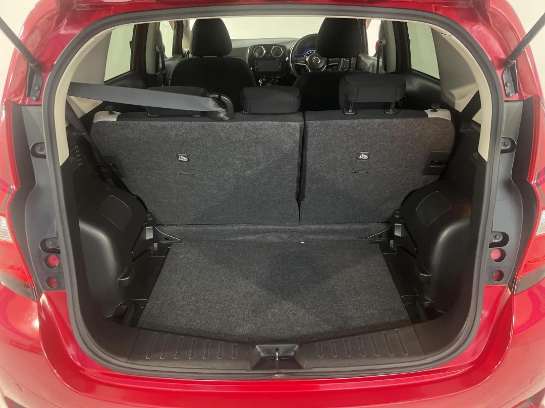 Photo '14' of Nissan Note Photo '14' of Nissan Note