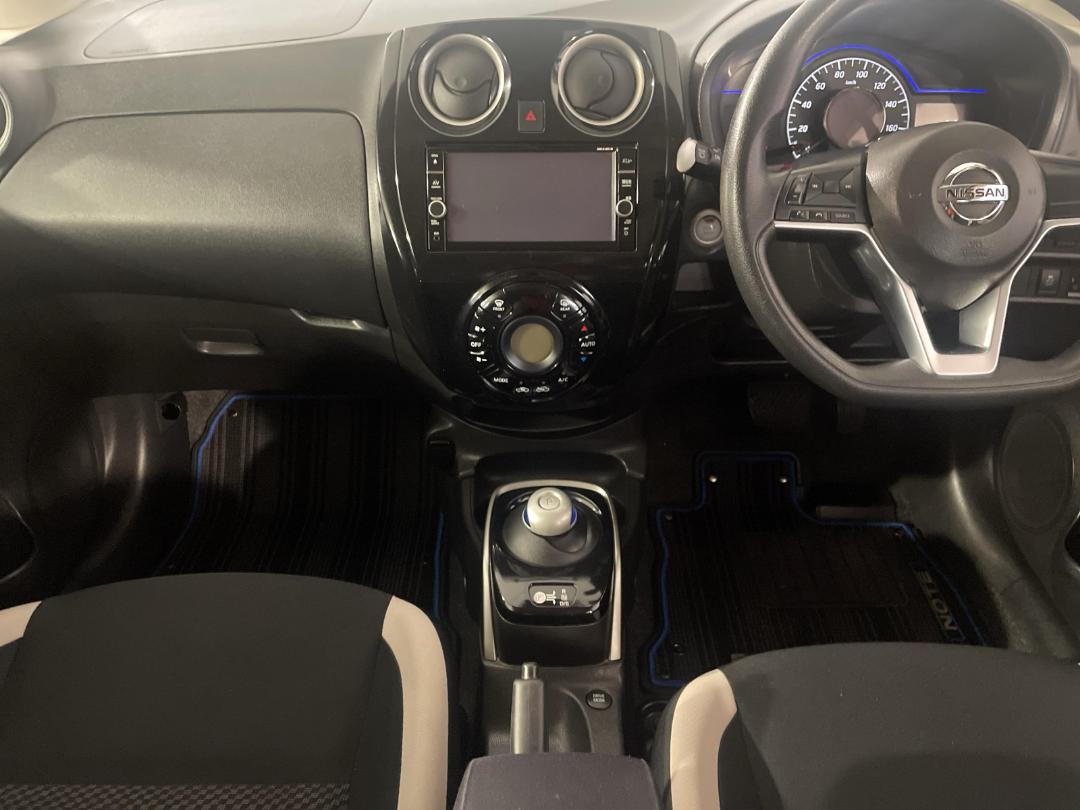 Photo '18' of Nissan Note Photo '18' of Nissan Note